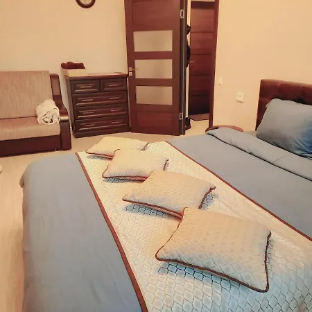 отдельная со всеми удобствами Apartment